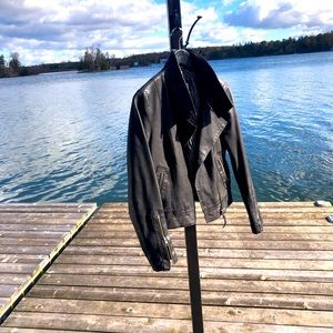 Buttery soft tailored leather jacket. MackageX Aritzia moto jacket. Classic!